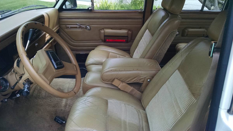 Illustration for article titled For $4,250, Could This 1987 Jeep Grand Wagoner Be Investment Grade?